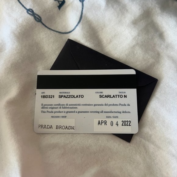 Prada Triangle Logo Spazzolato Leather Shoulder Bag - Picture 4 of 9